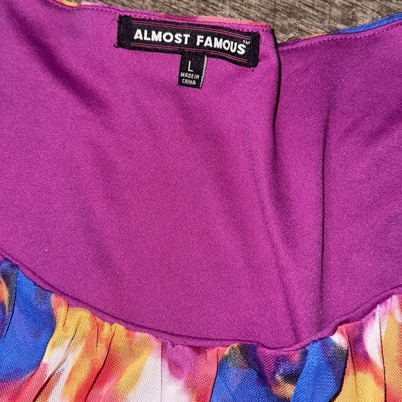 Francescas Crop Top - Picture 2 of 3